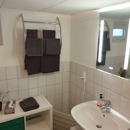 Gemuetliche, Ruhig Gelegene In *