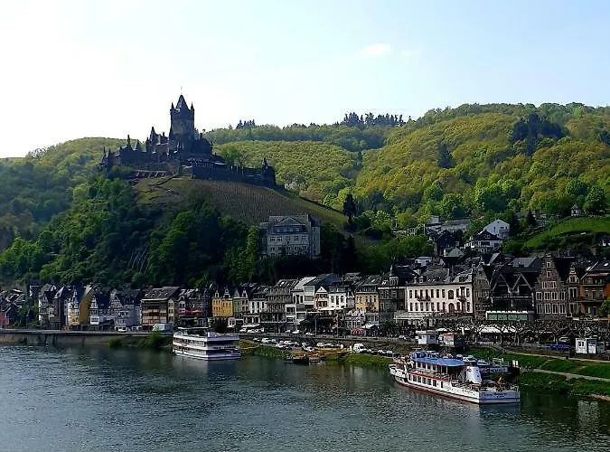 Gemuetliche, Ruhig Gelegene In コッヘム