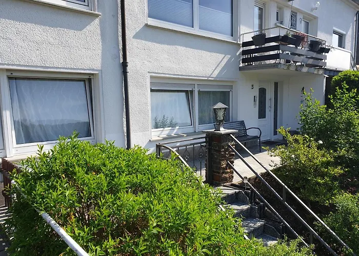 Gemuetliche, Ruhig Gelegene In *